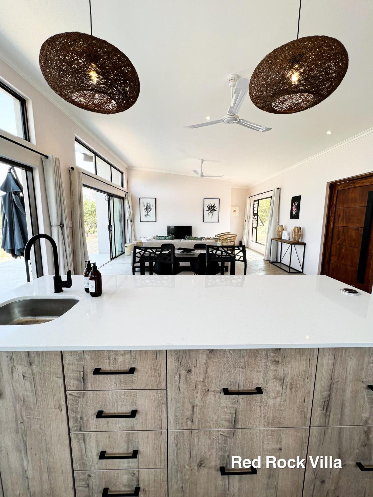 24 Degrees South Country Estate Villa Hoedspruit Bagian luar foto