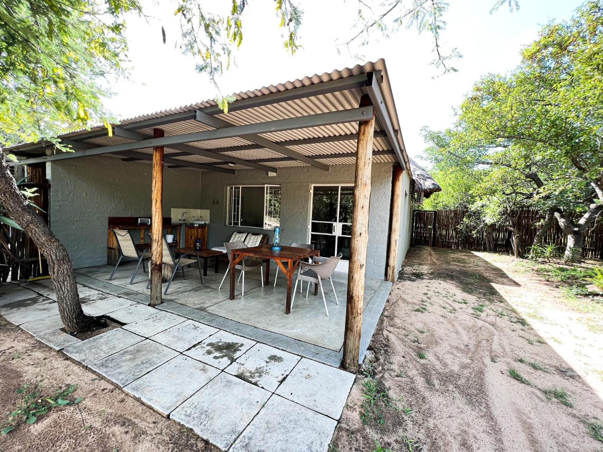 24 Degrees South Country Estate Villa Hoedspruit Bagian luar foto
